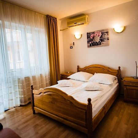 Pensiune Roua 2 Arad Exteriér fotografie
