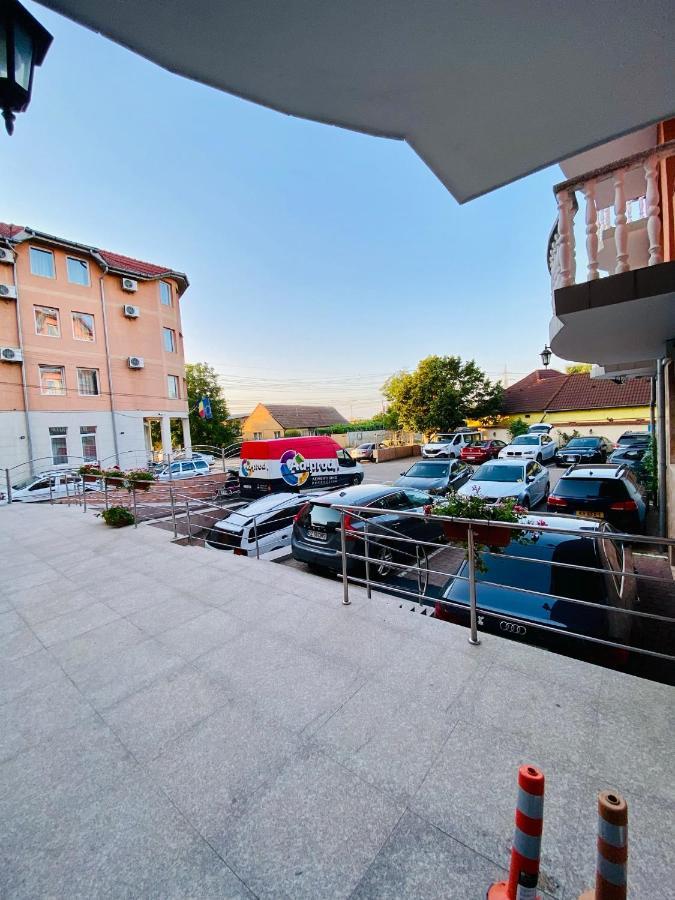 Pensiune Roua 2 Arad Exteriér fotografie